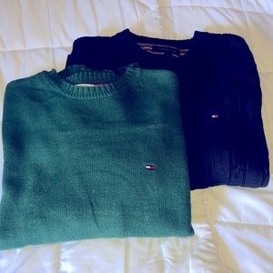 TOMMY HILFIGER SWEATER LOT 2 MENS SIZE MEDIUM M  NAVY BLUE HUNTER GREEN SHIRTS !